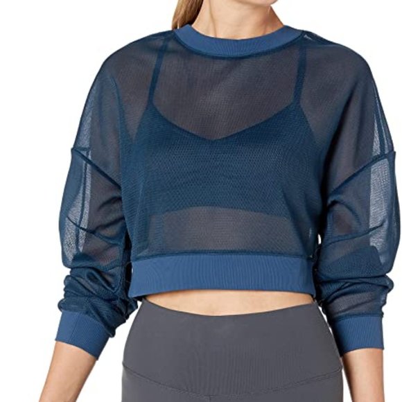 ALO Yoga Tops - ALO Yoga oversized mesh Row crop top long sleeves drop shoulders exaggerated fit